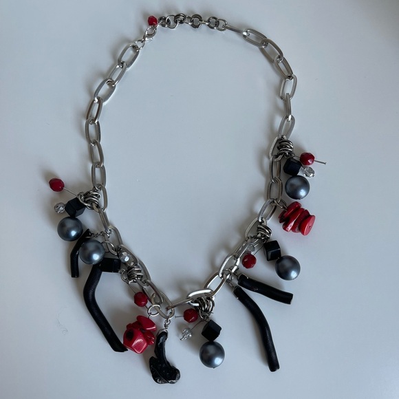 💕3/20$ NWOT Funky Unique Necklace - Picture 1 of 4